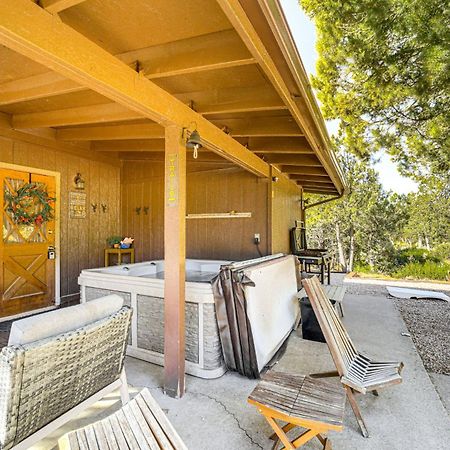 Pine Peaceful Strawberry Cabin Fire Pit And Hot Tub מראה חיצוני תמונה