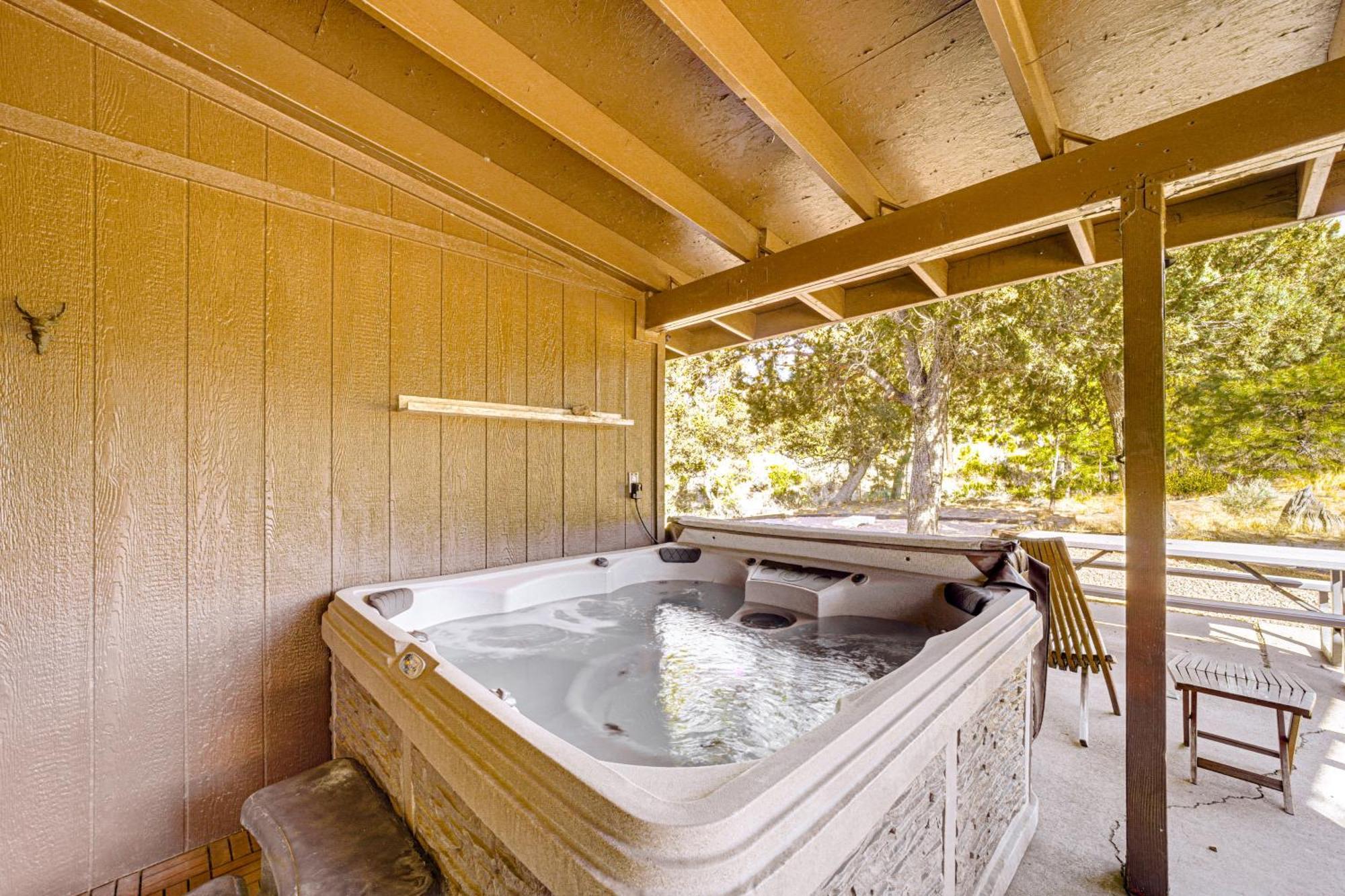 Pine Peaceful Strawberry Cabin Fire Pit And Hot Tub מראה חיצוני תמונה
