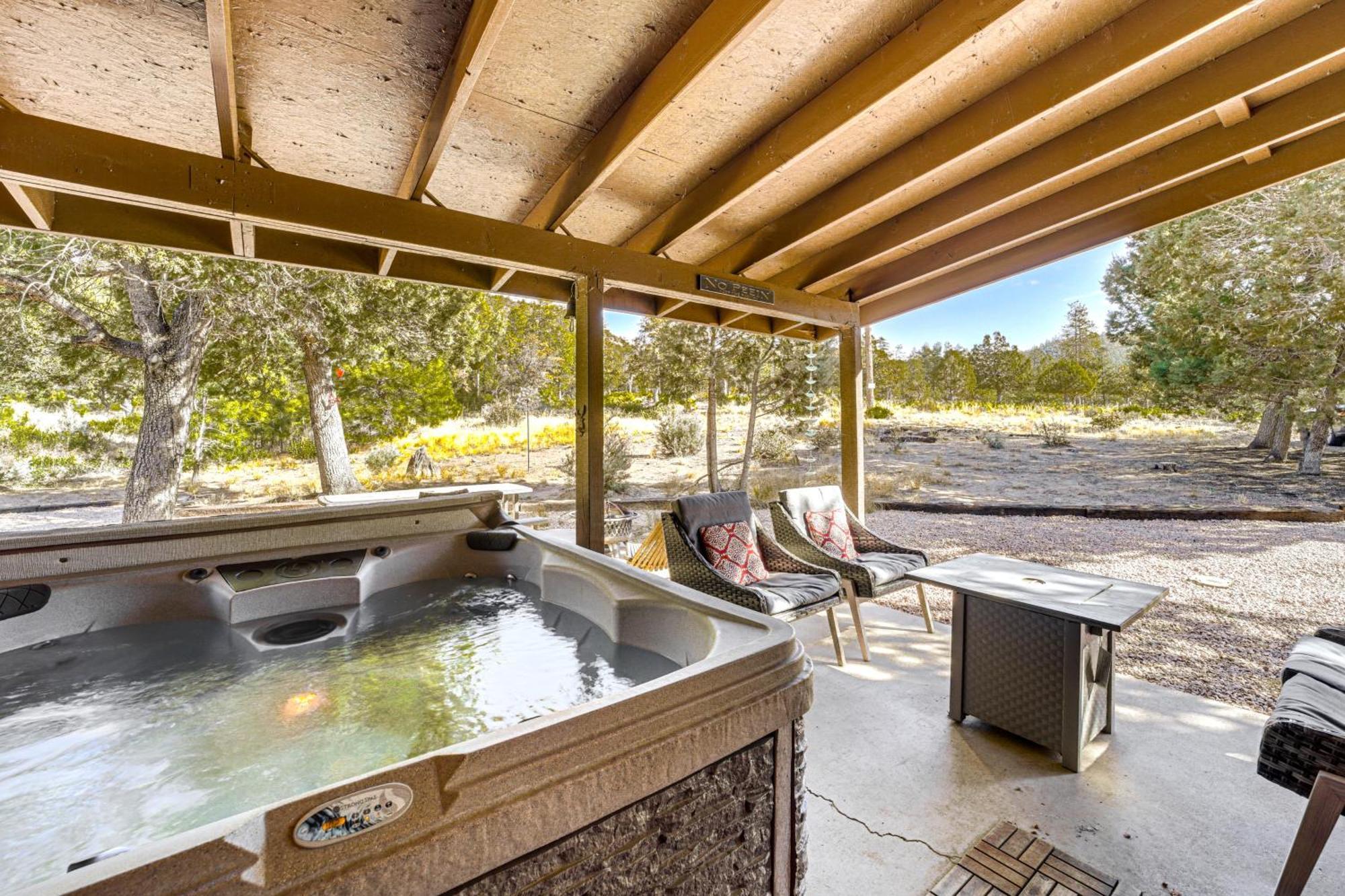 Pine Peaceful Strawberry Cabin Fire Pit And Hot Tub מראה חיצוני תמונה