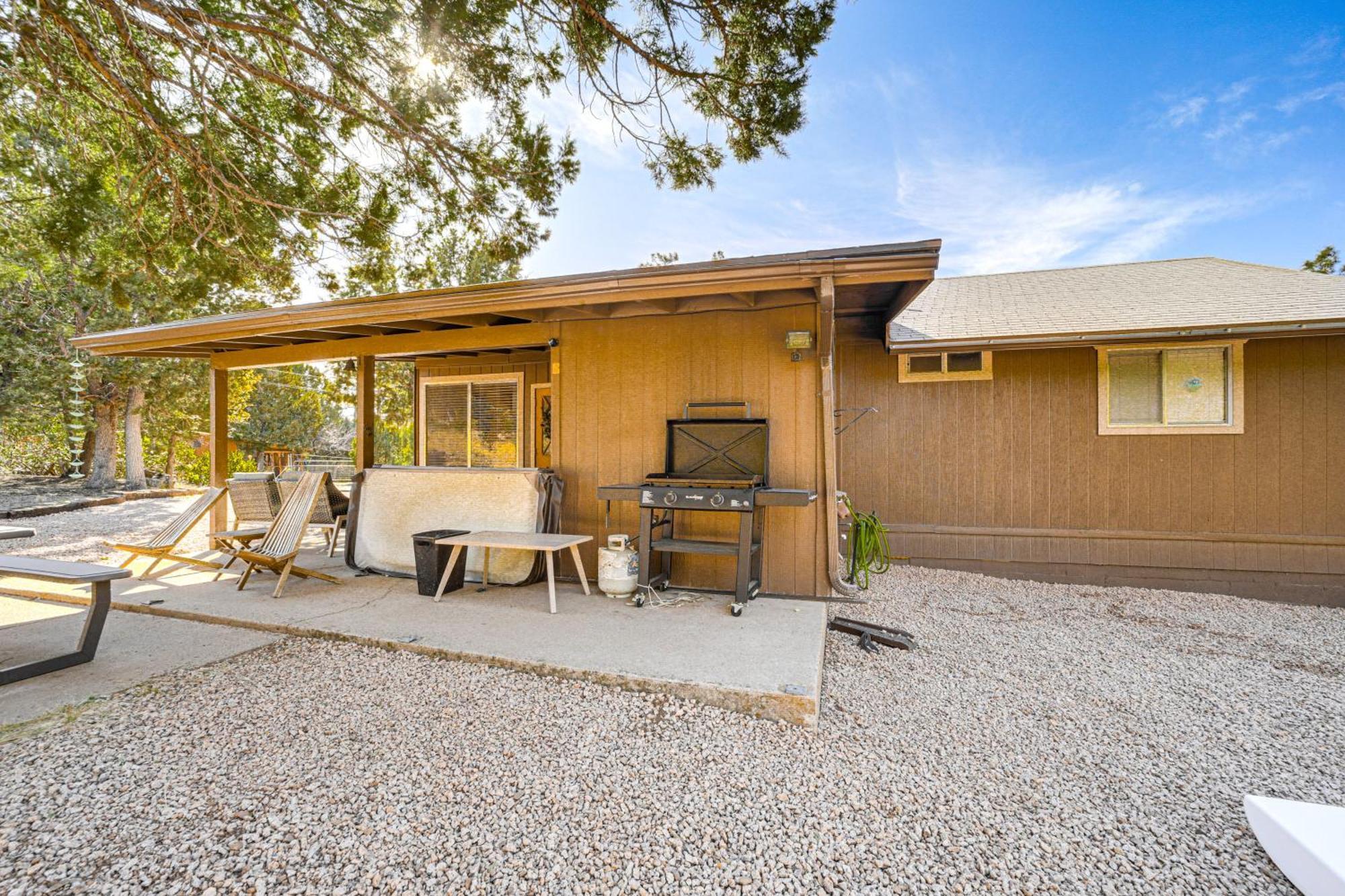 Pine Peaceful Strawberry Cabin Fire Pit And Hot Tub מראה חיצוני תמונה